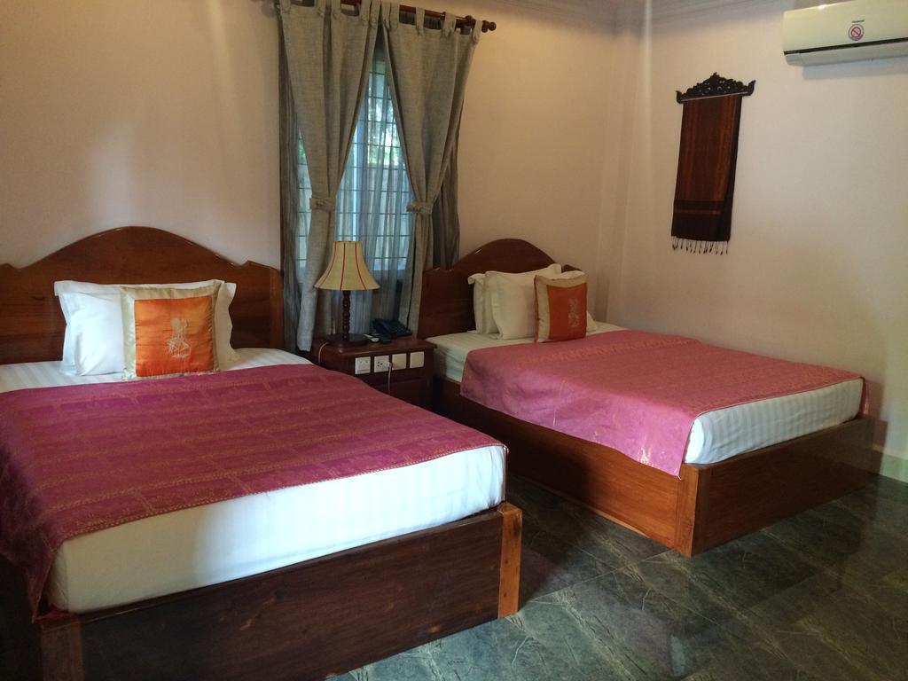 Delux Villa Батамбанг Екстериор снимка